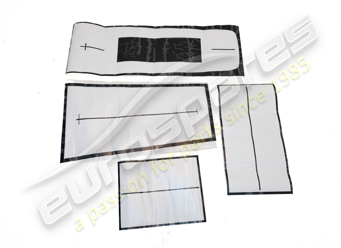 NOUVEAU KIT DE LIVRAISON DE COURSE FERRARI. RÉFÉRENCE 70003569 (2) nouveau kit de livraison de course ferrari. référence 70003569 (2)