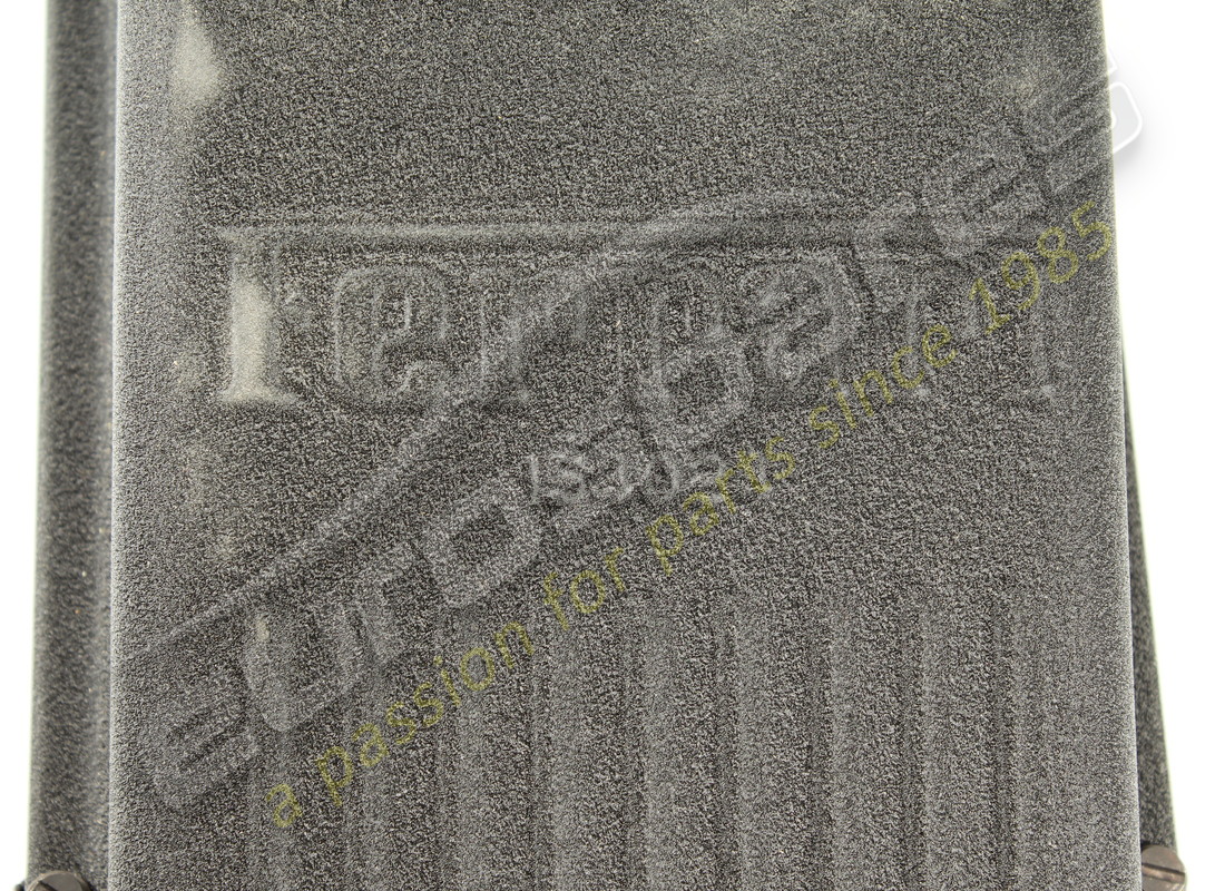 nouvelle ferrari prise d'air complète gauche. numéro de pièce 154024 (4)