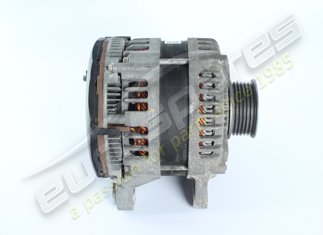 utilisé lamborghini alternateur 140-210a denso. numéro de pièce 06e903024t (3)