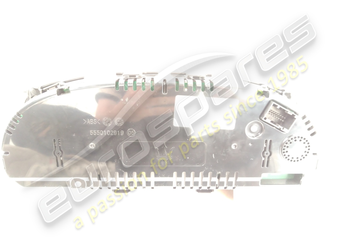tableau de bord maserati utilisé. numéro de pièce 670106461 (2)