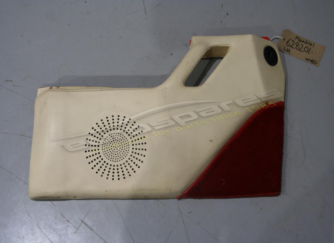 PANNEAU AVANT Ferrari UTILISÉ AVEC REVÊTEMENT POUR PORTE GAUCHE . NUMÉRO DE PIÈCE 628201.. (1)