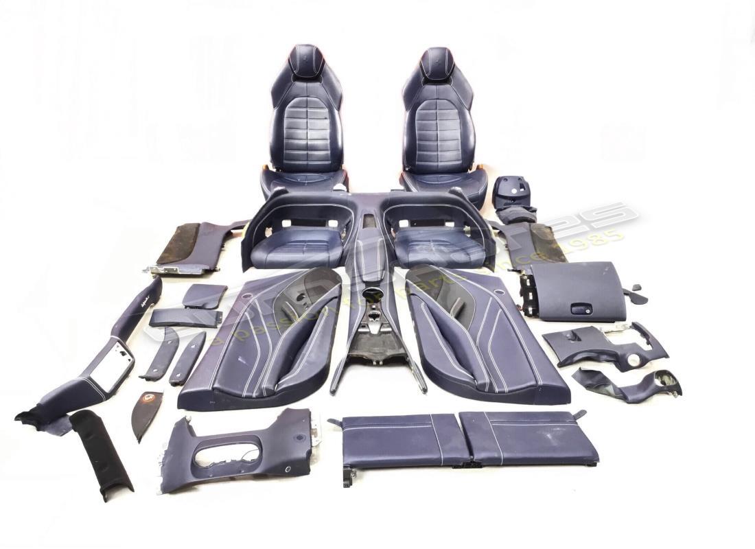 UTILISÉ Ferrari ASSEMBLAGE INTÉRIEUR LHD EN BLEU (COUTURES BLANCHES) . NUMÉRO DE PIÈCE 864489100 (1)