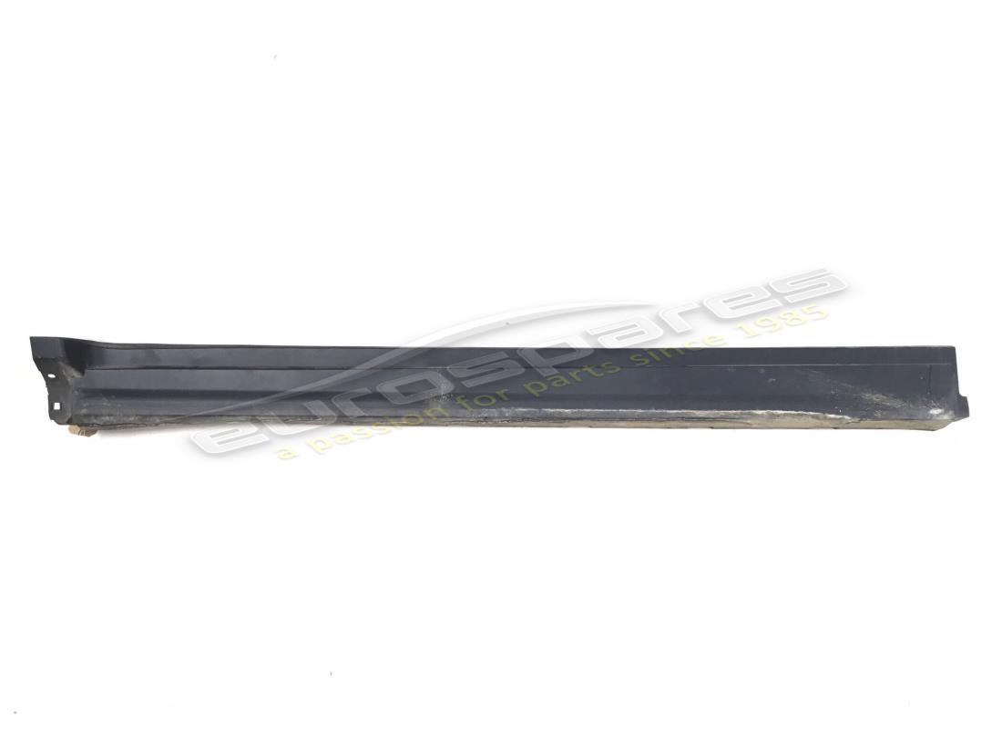 PORTE AVANT DROITE D'OCCASION Maserati EMOSSED MOULDI. NUMÉRO DE PIÈCE 670065826 (1)