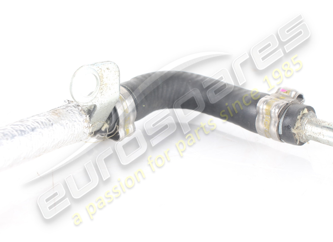 UTILISÉ FERRARI TUYAU DE RETOUR D'EAU DE LH TU. NUMÉRO DE PIÈCE 297747 (3) utilisé ferrari tuyau de retour d'eau de lh tu. numéro de pièce 297747 (3)