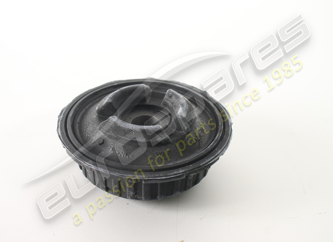 nouveau support d'amortisseur porsche. numéro de pièce 95834301820 (1)
