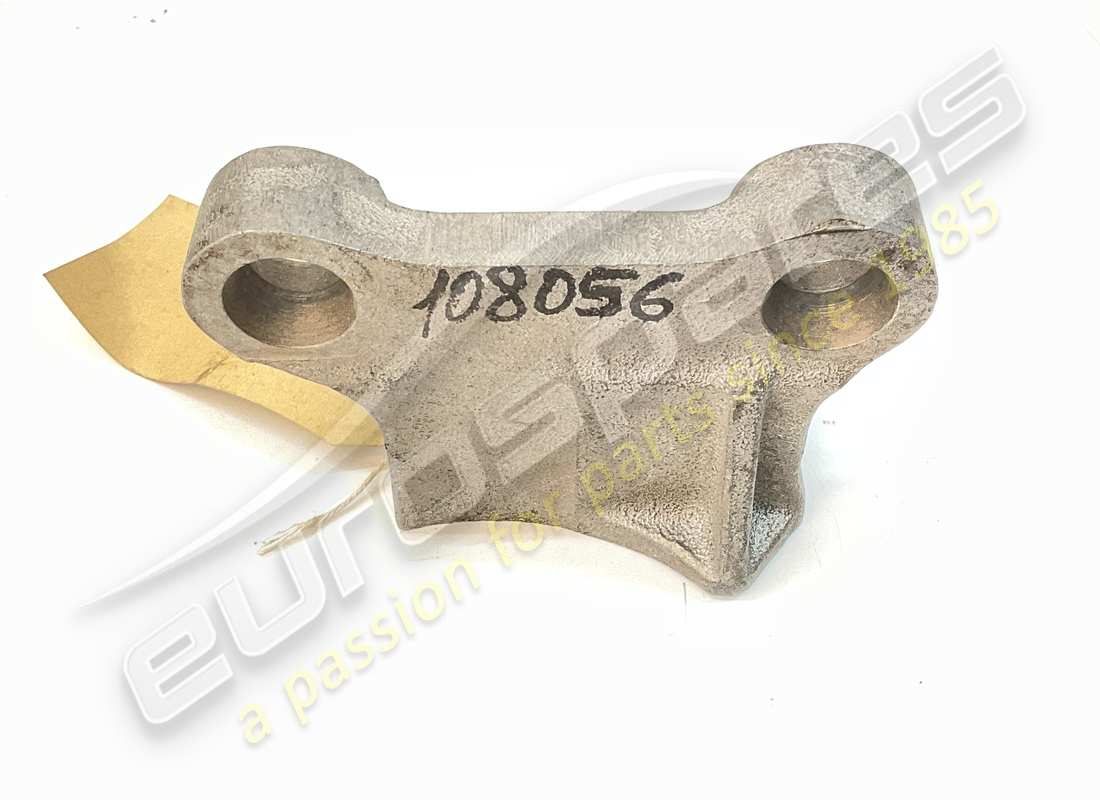 nouveau support inférieur de climatisation ferrari. numéro de pièce 108056 (1)