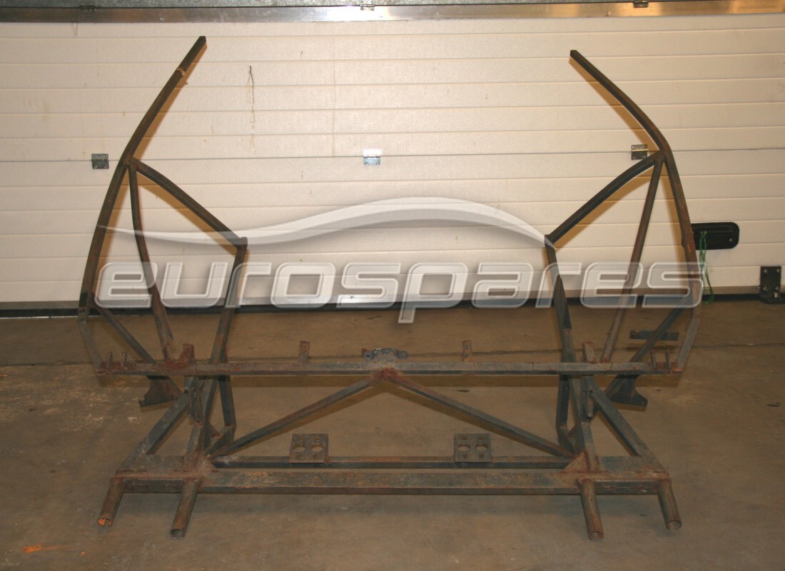 nouveau cadre avant ferrari. numéro de pièce 30056204a (1)