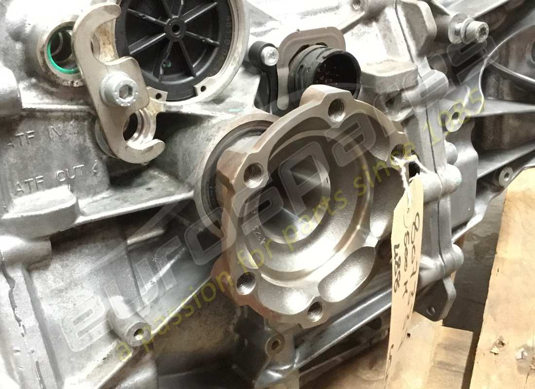 ferrari boite de vitesses complète à double embrayage d'occasion. numéro de pièce 807337 (5)