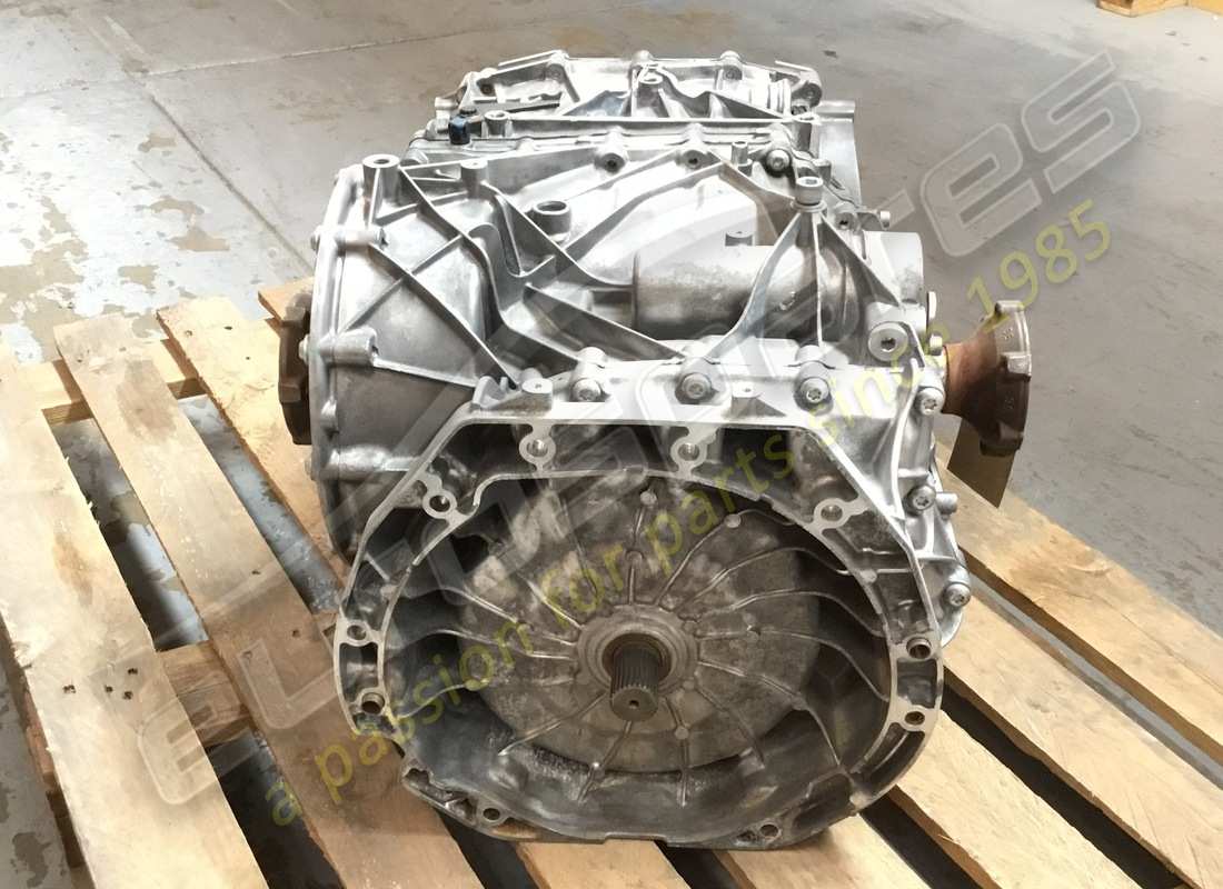 ferrari boite de vitesses complète à double embrayage d'occasion. numéro de pièce 807337 (6)