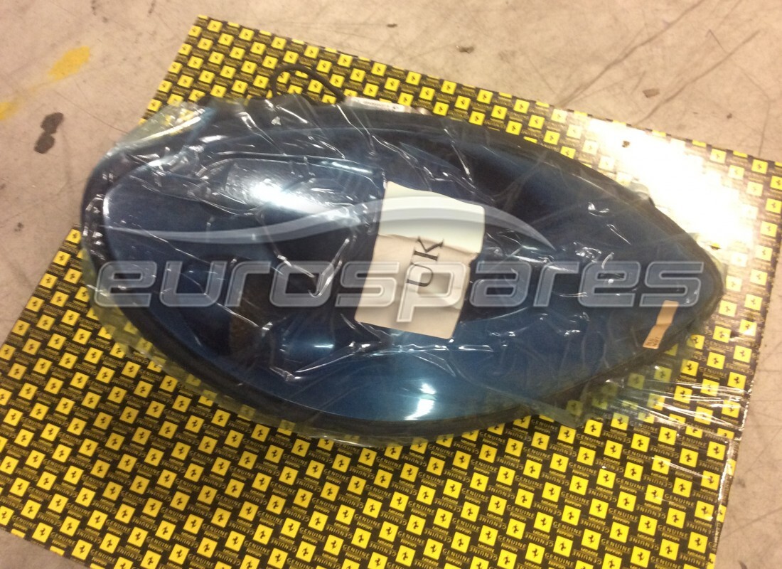 nouveau ferrari phare droit bleu nart rhd numéro de pièce 72149579 (1)