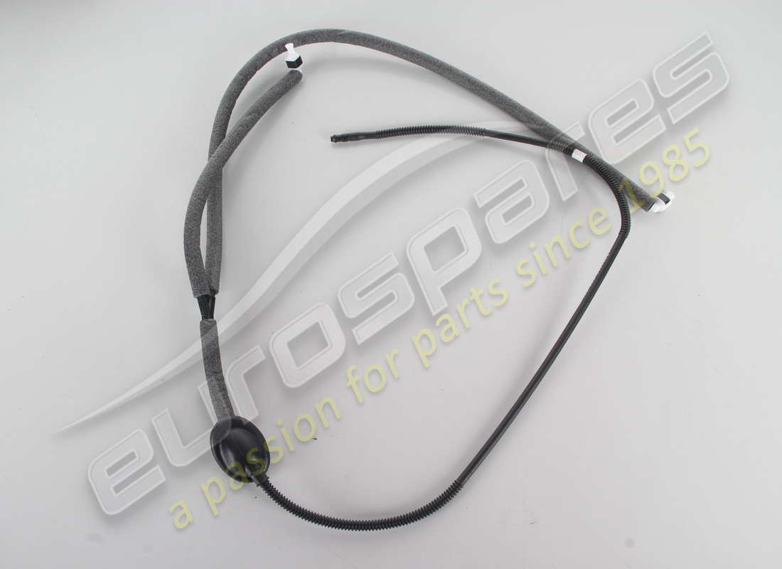 nouveau tuyau porsche pour eau de rondelle glace / liquide de pare-brise. référence 99162866706 (2)
