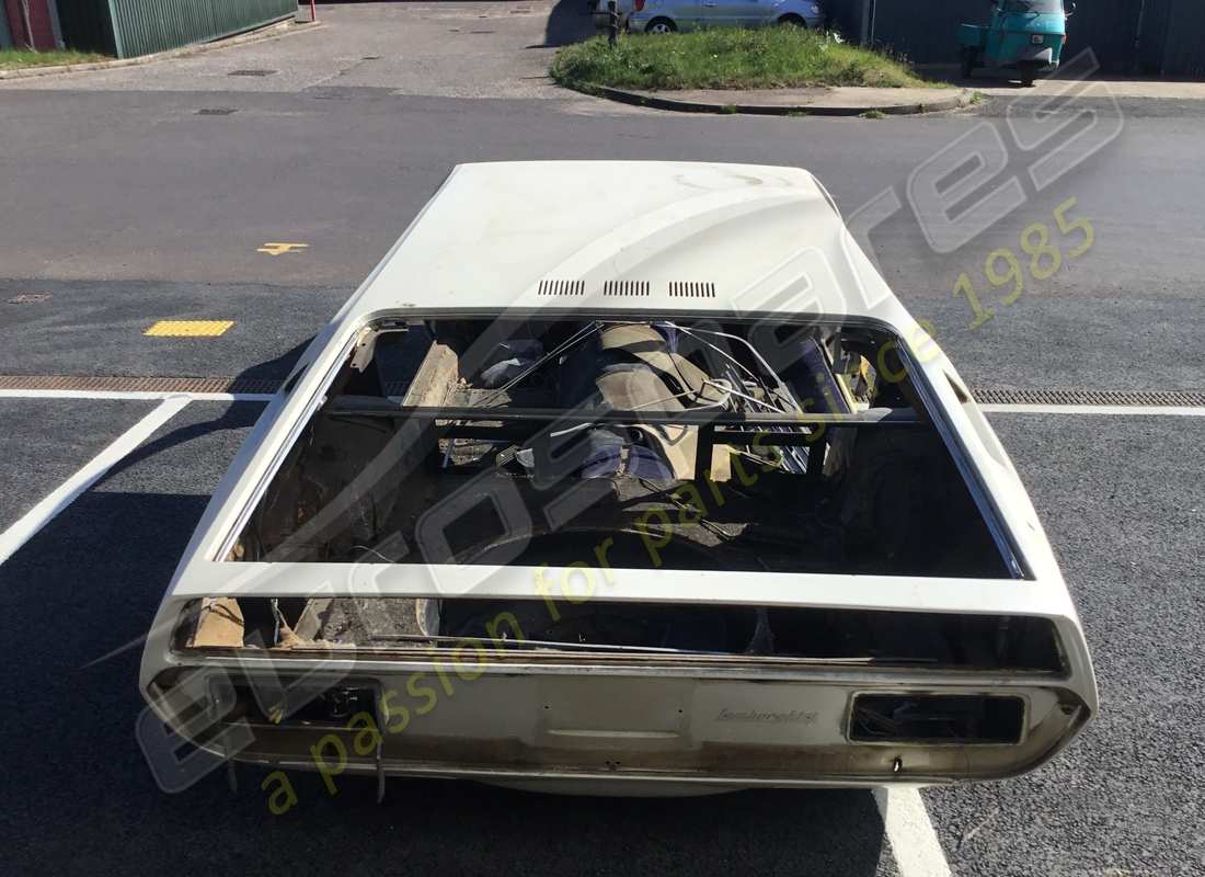 utilisé lamborghini châssis/carrosserie. numéro de pièce lespcha001 (2)