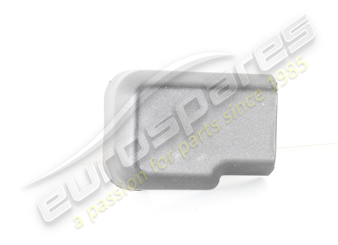 NOUVELLE COUVERTURE MASERATI. NUMÉRO DE PIÈCE 373330308 (2) nouvelle couverture maserati. numéro de pièce 373330308 (2)