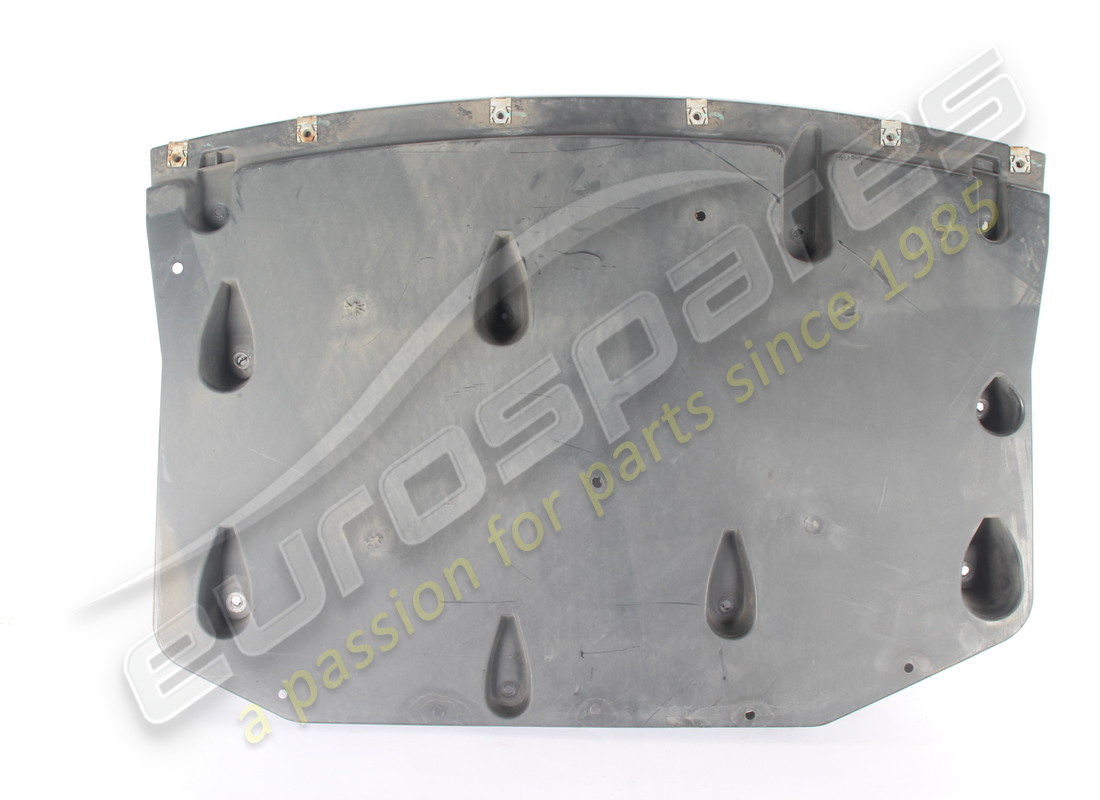 BOUCLIER AÉRODYNAMIQUE ARRIÈRE D'OCCASION Maserati. NUMÉRO DE PIÈCE 670031359 (1)