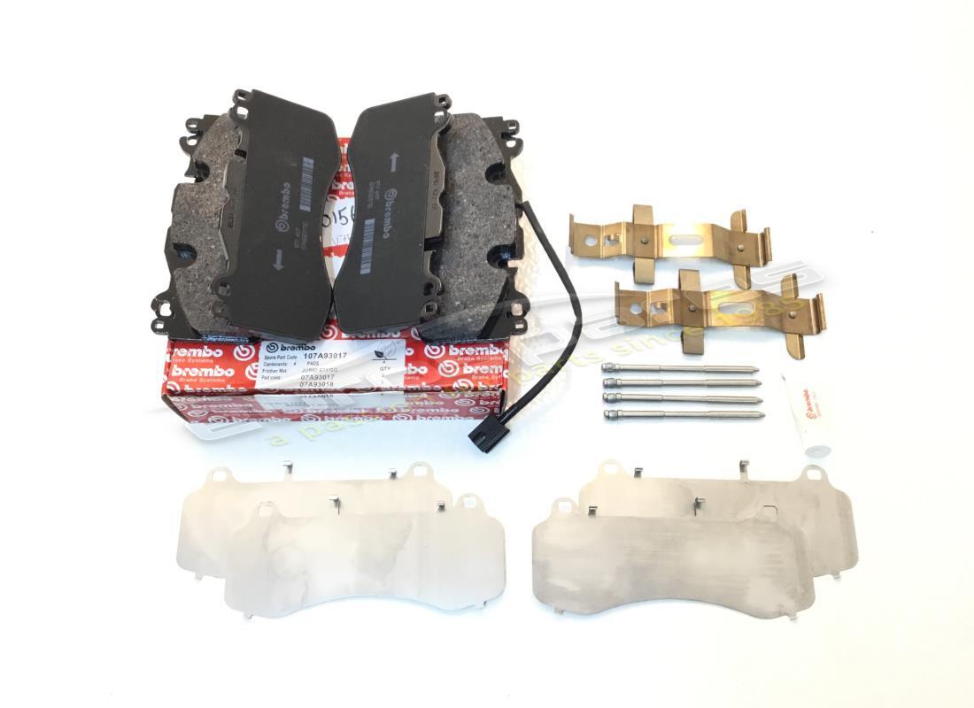 nouveau maserati kit de plaquettes de frein fc 0,4. numéro de pièce 980156012 (1)