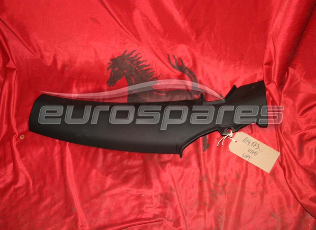 GARNITURE DE POUTRE DE TOIT GAUCHE Ferrari UTILISÉE. NUMÉRO DE PIÈCE 814173.. (1)