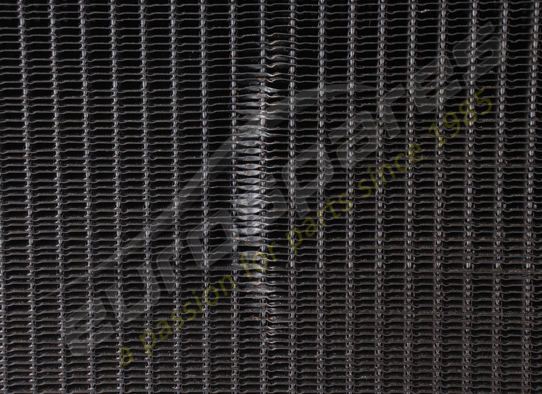 radiateur à eau ferrari reconditionné. numéro de pièce 103763 (3)
