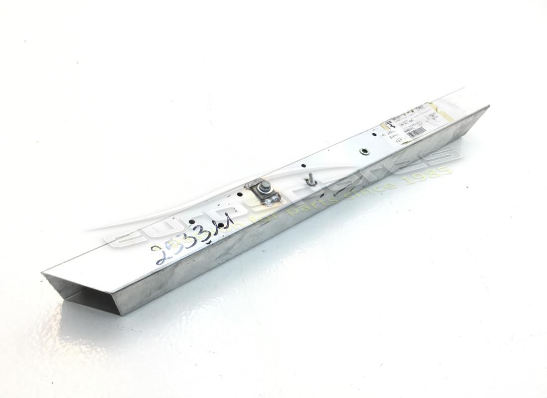 nouveau ferrari diagonale externe supérieure droite b. numéro de pièce 253311 (1)