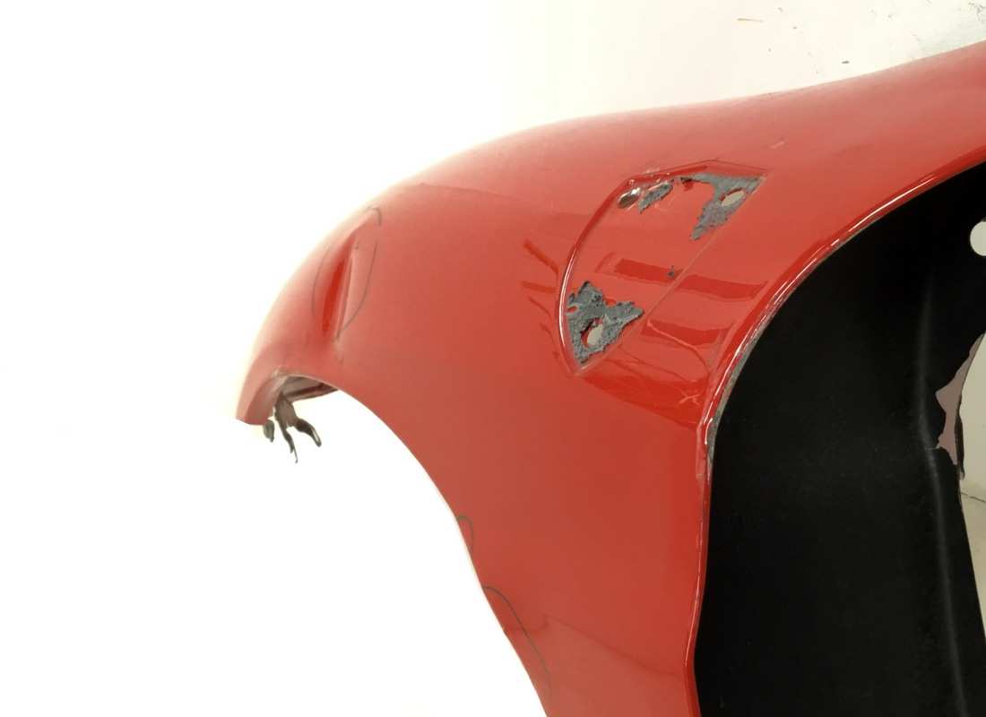 utilisé ferrari aile avant gauche complète. numéro de pièce 80556411 (2)