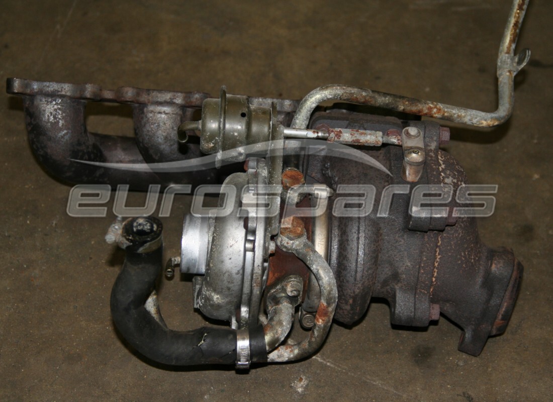 UTILISÉ Maserati TURBO DROIT AVEC COLLECTEUR. NUMÉRO DE PIÈCE 578360000A (1)