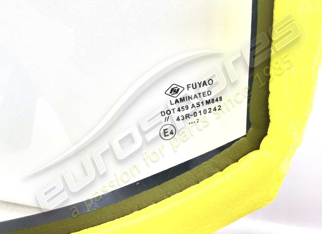 nouveau (autre) eurospares pare-brise mondial 3.4t & spider mondial 3.2 coupe & spider mondial 3.0qv coupe & spider & mondial 8. numéro de pièce 63229600 (2)