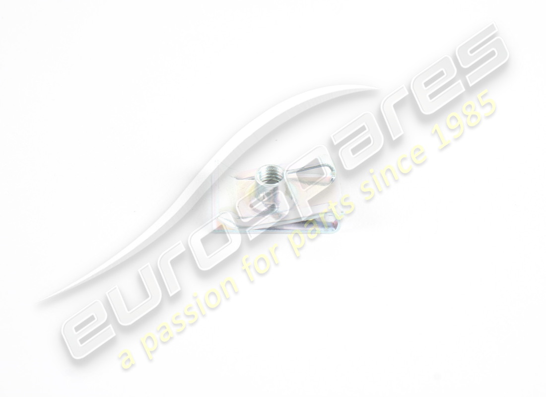 nouveau support maserati. numéro de pièce 66914000 (1)