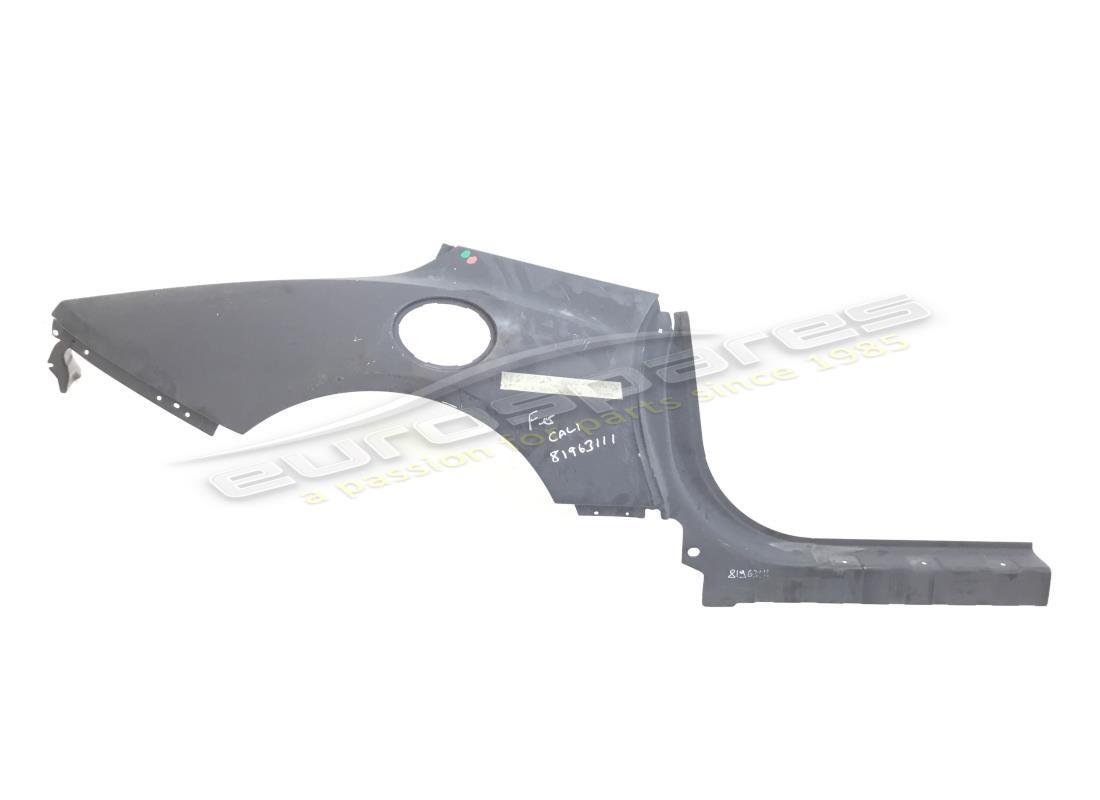 nouveau couvercle exterieur lateral droit ferrari complet. numéro de pièce 81963111 (1)