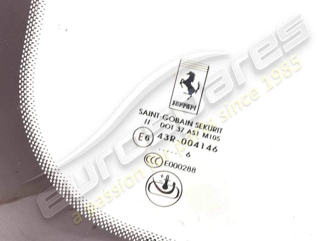 occasion ferrari pare-brise f12 tdf. numéro de pièce 87095400 (2)