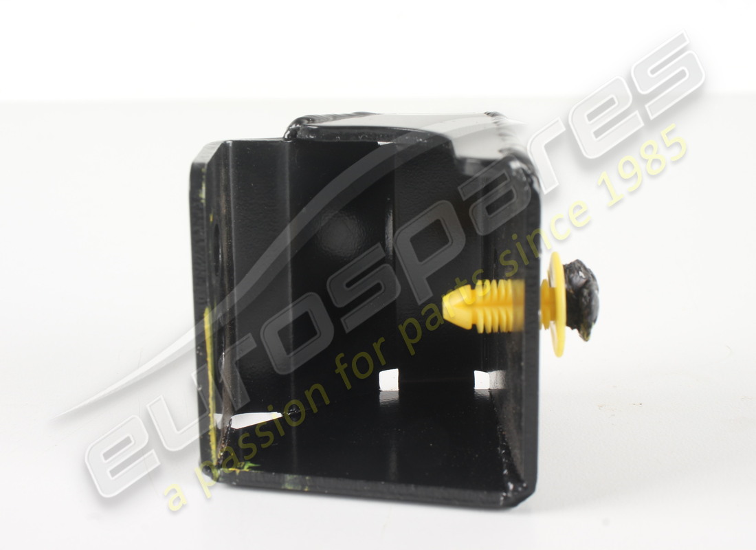 pièce de transporteur d'occasion lamborghini. numéro de pièce 407827876 (2)