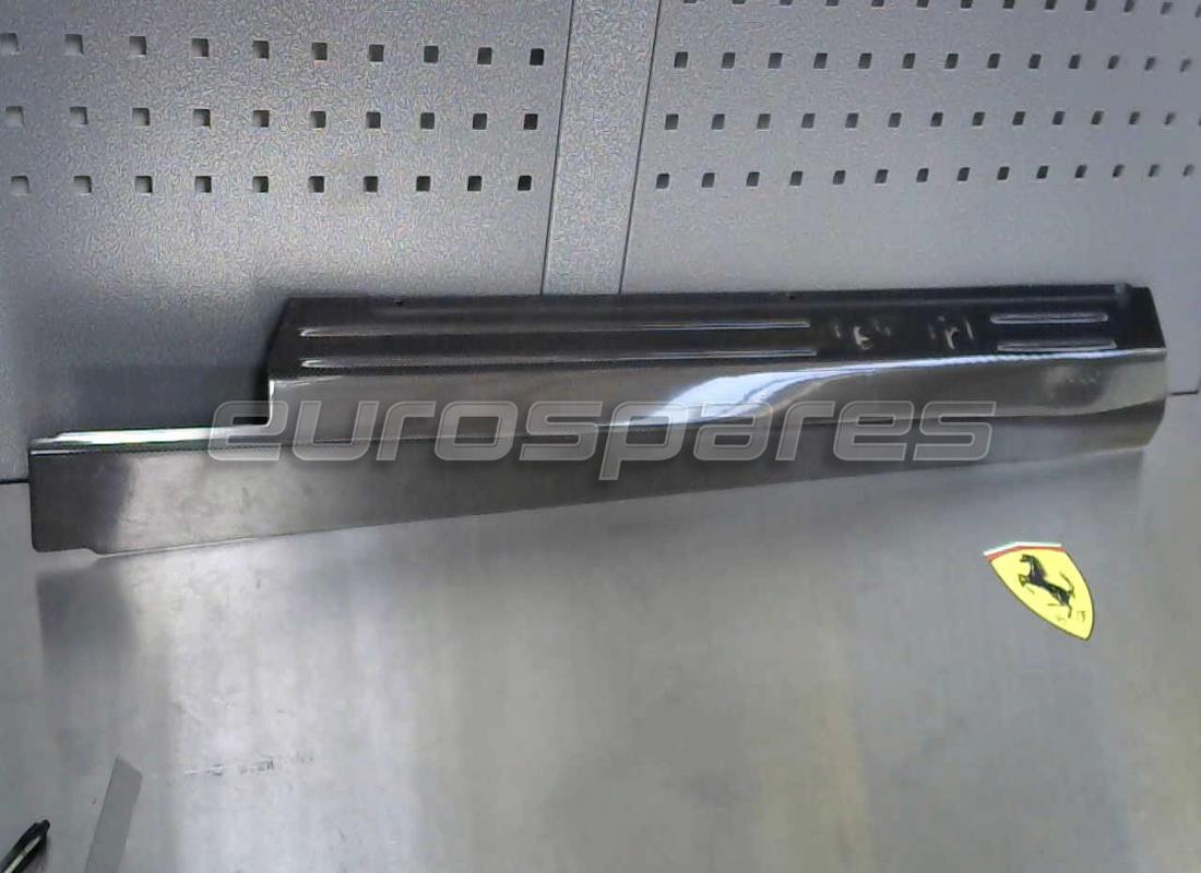 UTILISÉ Ferrari GARNITURE DE SEUIL GAUCHE -CARBONE- . NUMÉRO DE PIÈCE 83888700 (1)