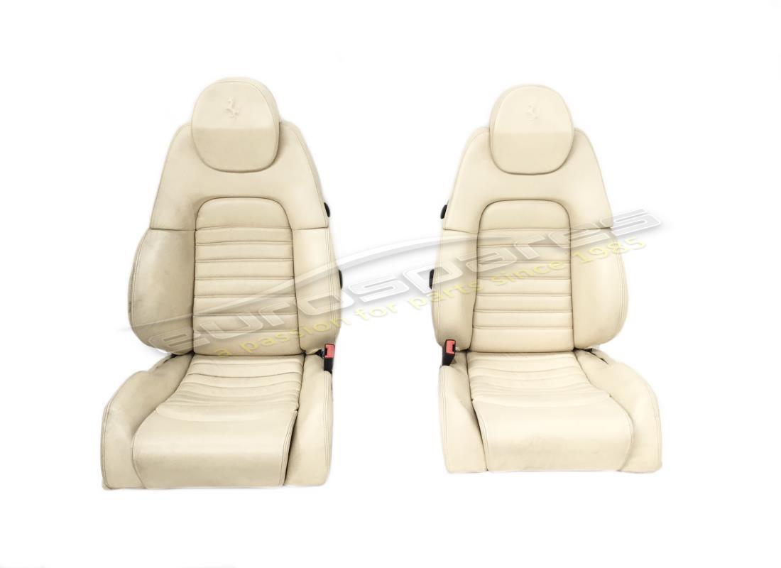 UTILISÉ Ferrari PAIRE DE SIÈGES ET GARNITURE DE TOIT. NUMÉRO DE PIÈCE 658443PAIR (1)