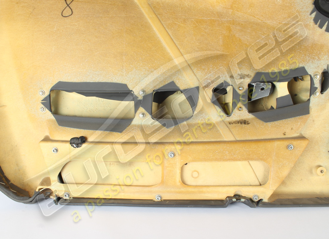 panneau de porte couvert noir rh utilisé ferrari. numéro de pièce 68169312 (5)