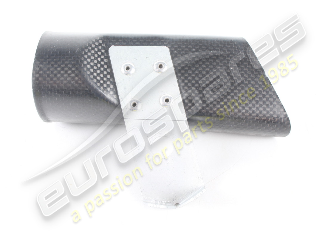 NOUVEAU MASERATI COMPLET PRISE D'AIR DE FREIN DROIT. RÉFÉRENCE 189132 (6) nouveau maserati complet prise d'air de frein droit. référence 189132 (6)