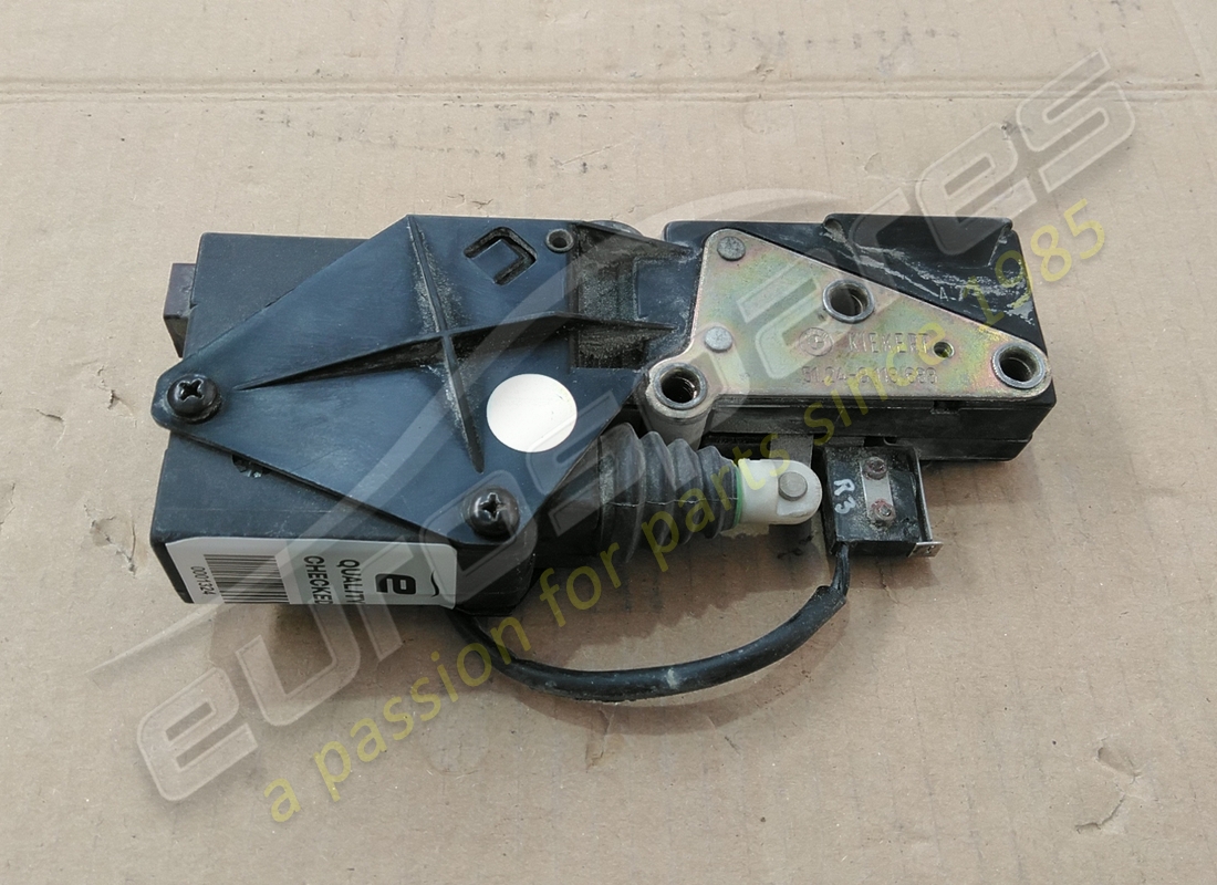 UTILISÉ Eurospares VERROU DE DÉMARRAGE COMPLET. NUMÉRO DE PIÈCE EAP1374051 (1)