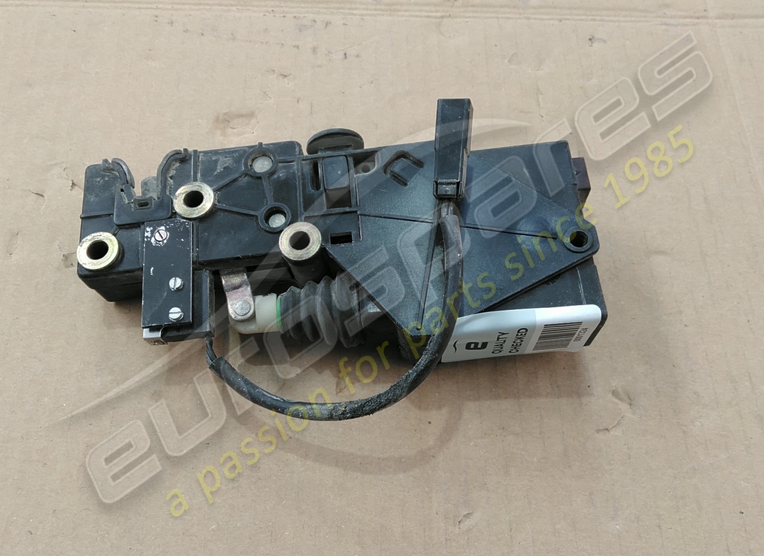 utilisé eurospares verrou de démarrage complet. numéro de pièce eap1374051 (2)