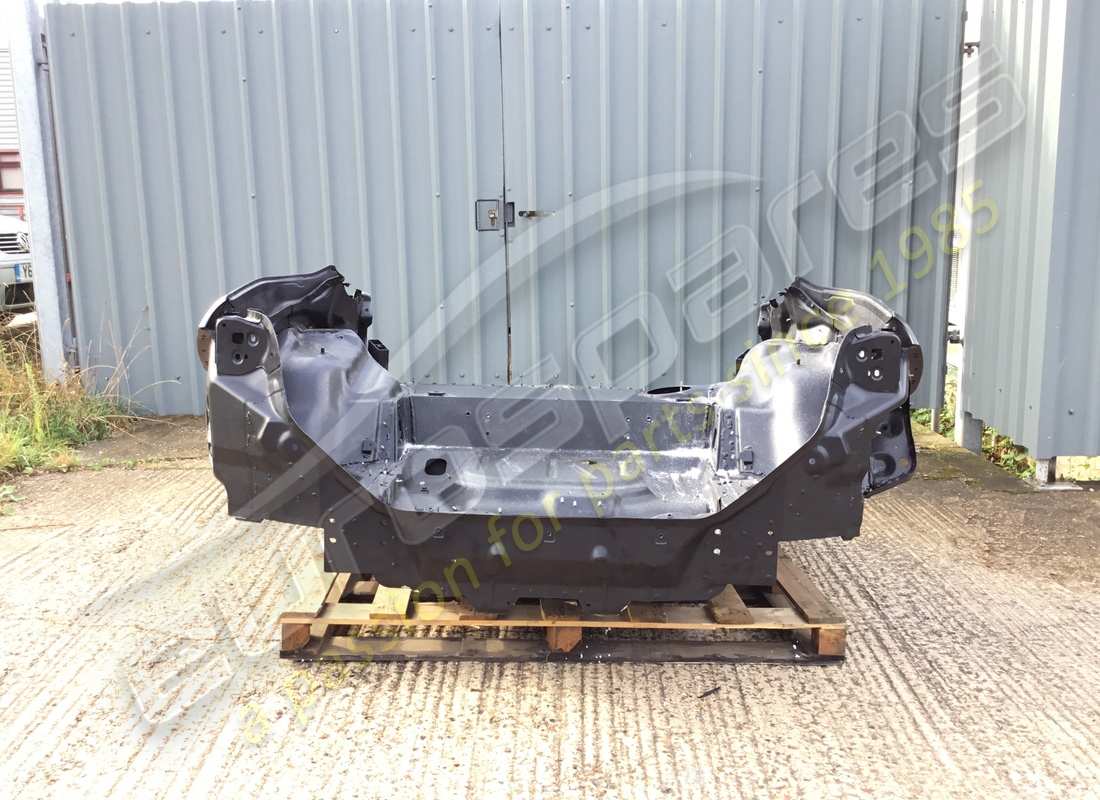 nouveau châssis arrière eurospares. numéro de pièce eap1373994 (2)