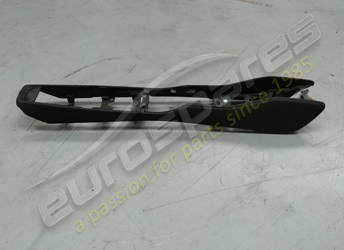 BASE CORPO MOBILETTO Ferrari ENDOMMAGÉE COMPLÈTE . NUMÉRO DE PIÈCE 873703 (1)