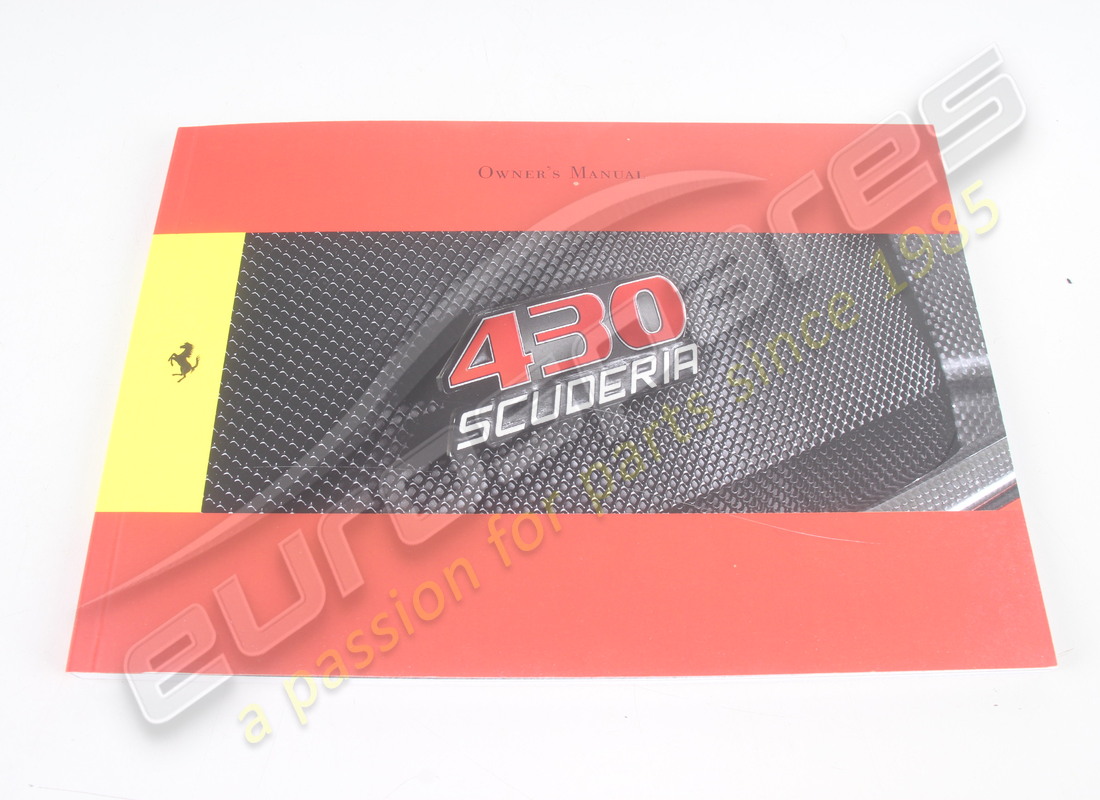 NOUVEAU MANUEL D'INSTRUCTIONS FERRARI - VALABLE POUR. NUMÉRO DE PIÈCE 82088400 (1) nouveau manuel d'instructions ferrari - valable pour. numéro de pièce 82088400 (1)
