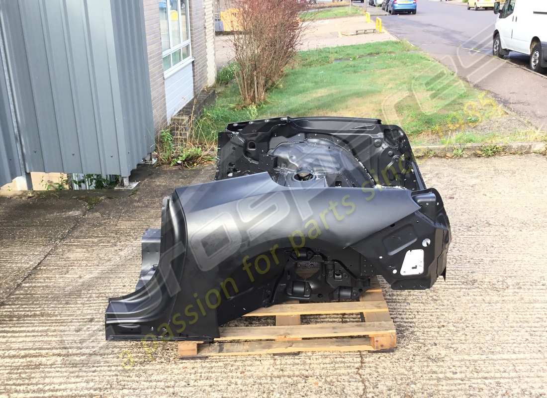 nouveau châssis arrière eurospares. numéro de pièce eap1373994 (3)