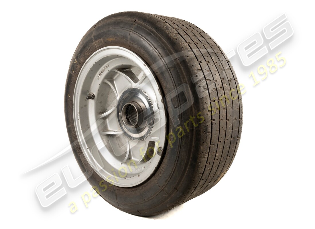 utilisé ferrari roue arrière 9x15. numéro de pièce 109193 (3)