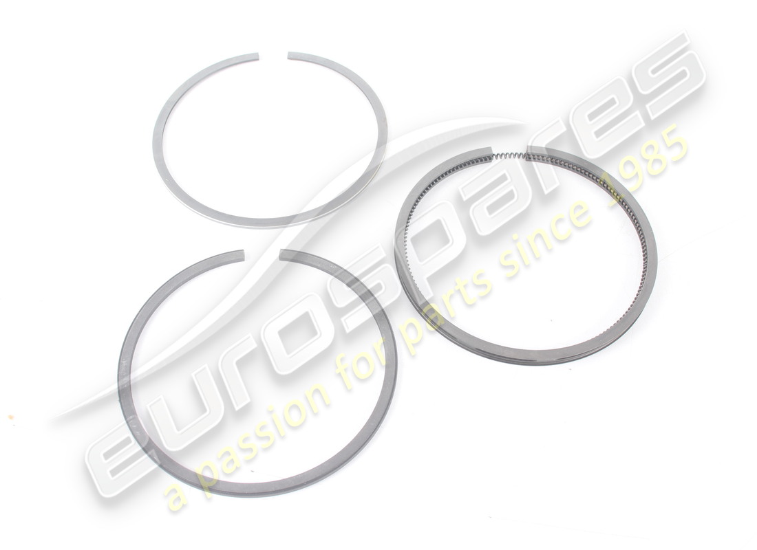 nouveau jeu de segments de piston standard ferrari 81mm (3rings) (2mm segment intermédiaire). référence 95140099rr (1)
