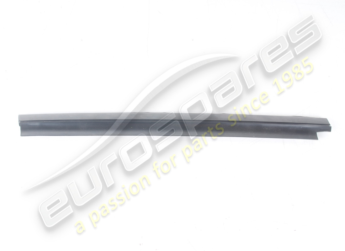 MOULURE À DROITE Ferrari UTILISÉE. NUMÉRO DE PIÈCE 61538900 (1)