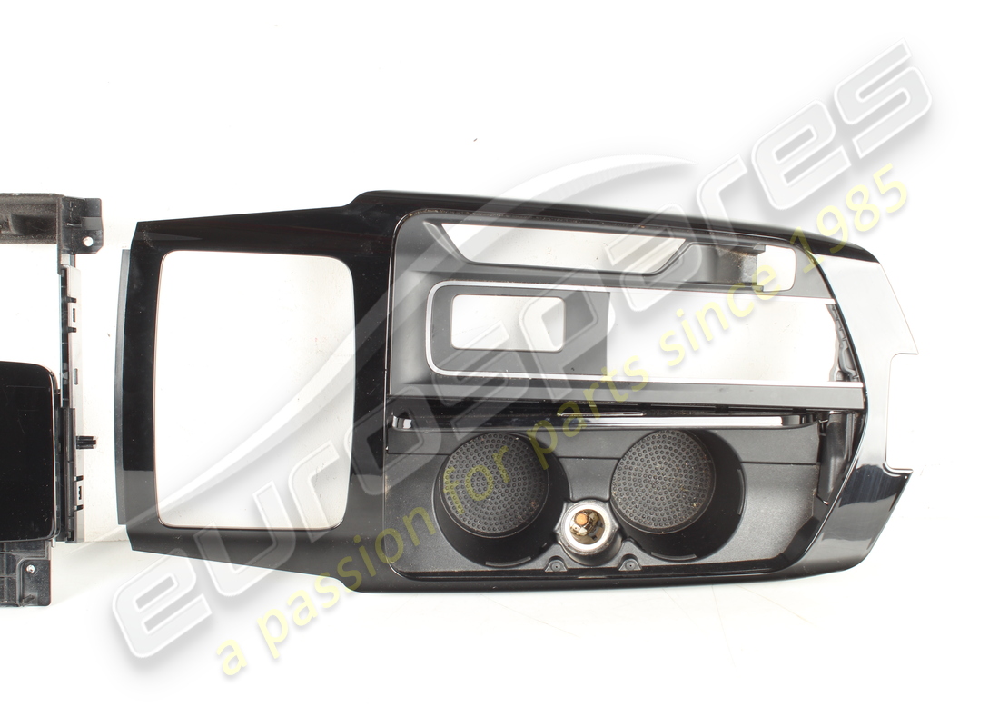 BOÎTE À GANTS TUNNEL NOIRE D'OCCASION MASERATI. NUMÉRO DE PIÈCE 673011000 (4) boîte à gants tunnel noire d'occasion maserati. numéro de pièce 673011000 (4)