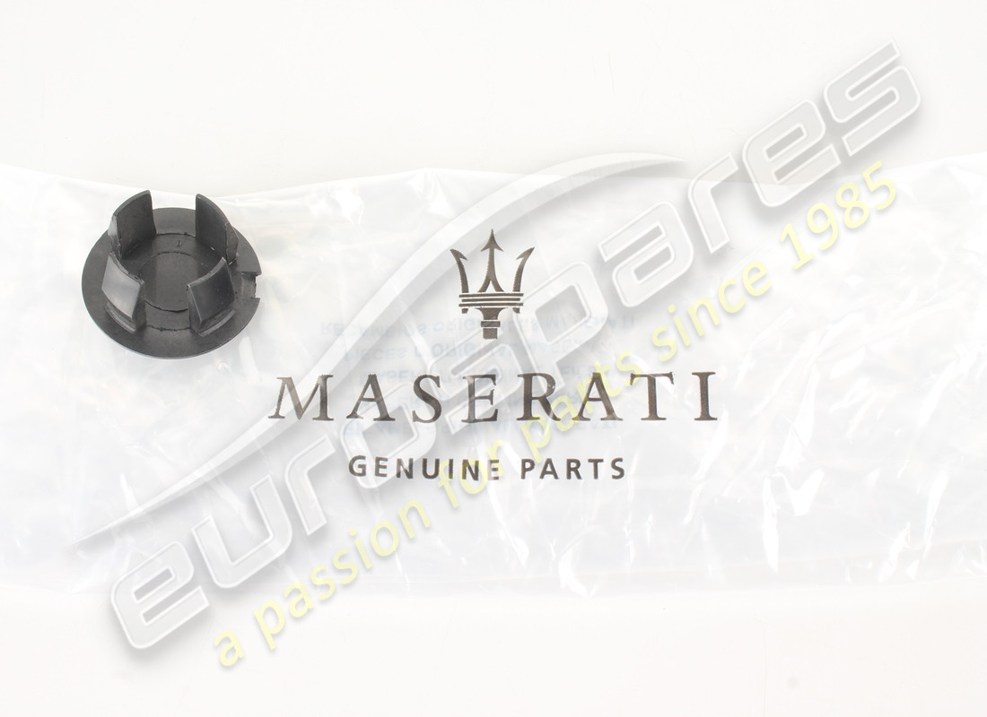 nouveau maserati bouchon pour siège arrière cabine. référence 66423500 (3)