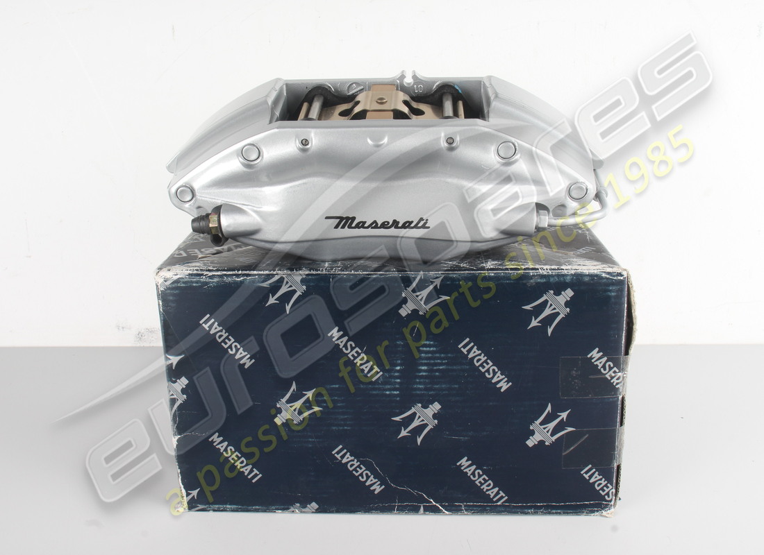 nouvelle maserati maserati pièce 387201120. numéro de pièce 387201120 (1)
