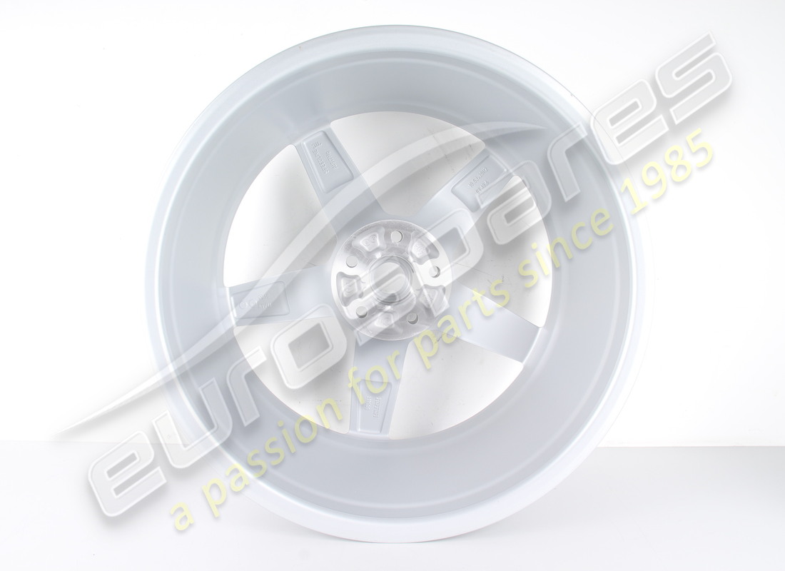 NOUVELLE ROUE ARRIÈRE FERRARI. NUMÉRO DE PIÈCE 328467 (3) nouvelle roue arrière ferrari. numéro de pièce 328467 (3)