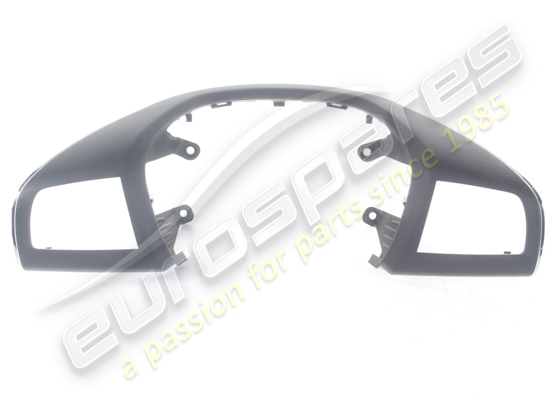 OCCASION Maserati GARNITURE AVANT DE VOLANT NOIRE. RÉFÉRENCE 673000082 (1)