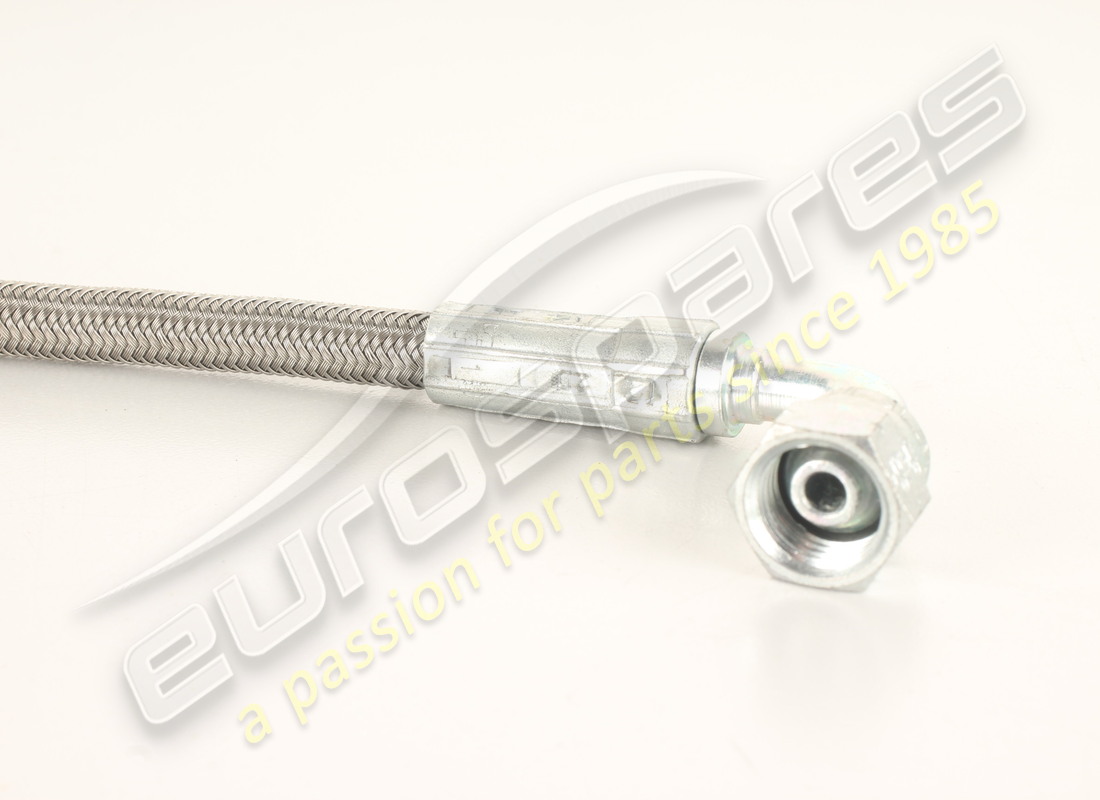 nouveau tuyau ferrari reliant le filtre au distributeur droit. numéro de pièce 125784 (3)