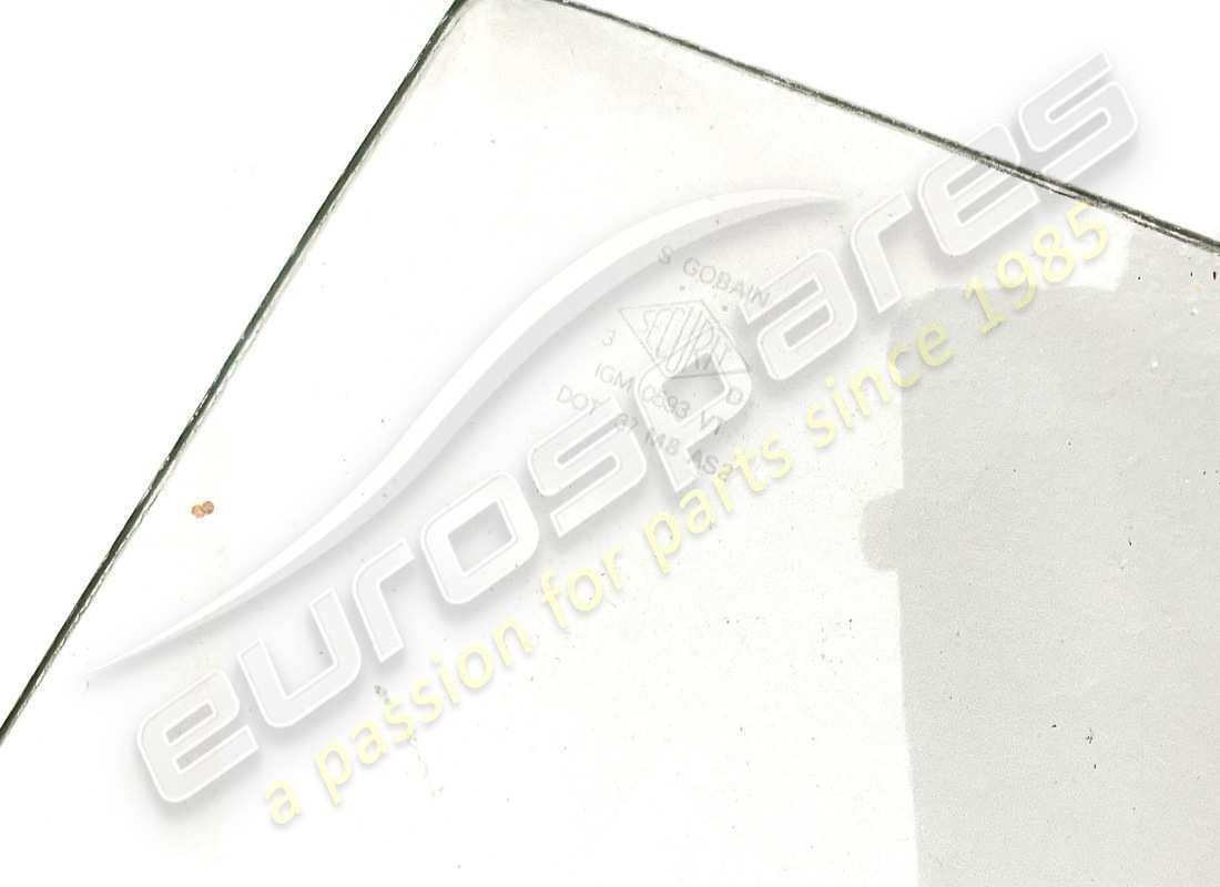 nouvelle vitre de custode arrière gauche ferrari. numéro de pièce 30248504 (2)