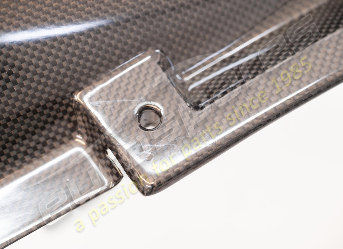 NOUVEAU (AUTRE) FERRARI PANNEAU ARRIÈRE GAUCHE - PANNEAU CARBONE. NUMÉRO DE PIÈCE 68615100 (5) nouveau (autre) ferrari panneau arrière gauche - panneau carbone. numéro de pièce 68615100 (5)